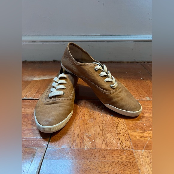 Frye Shoes - lightly worn Frye low tops!